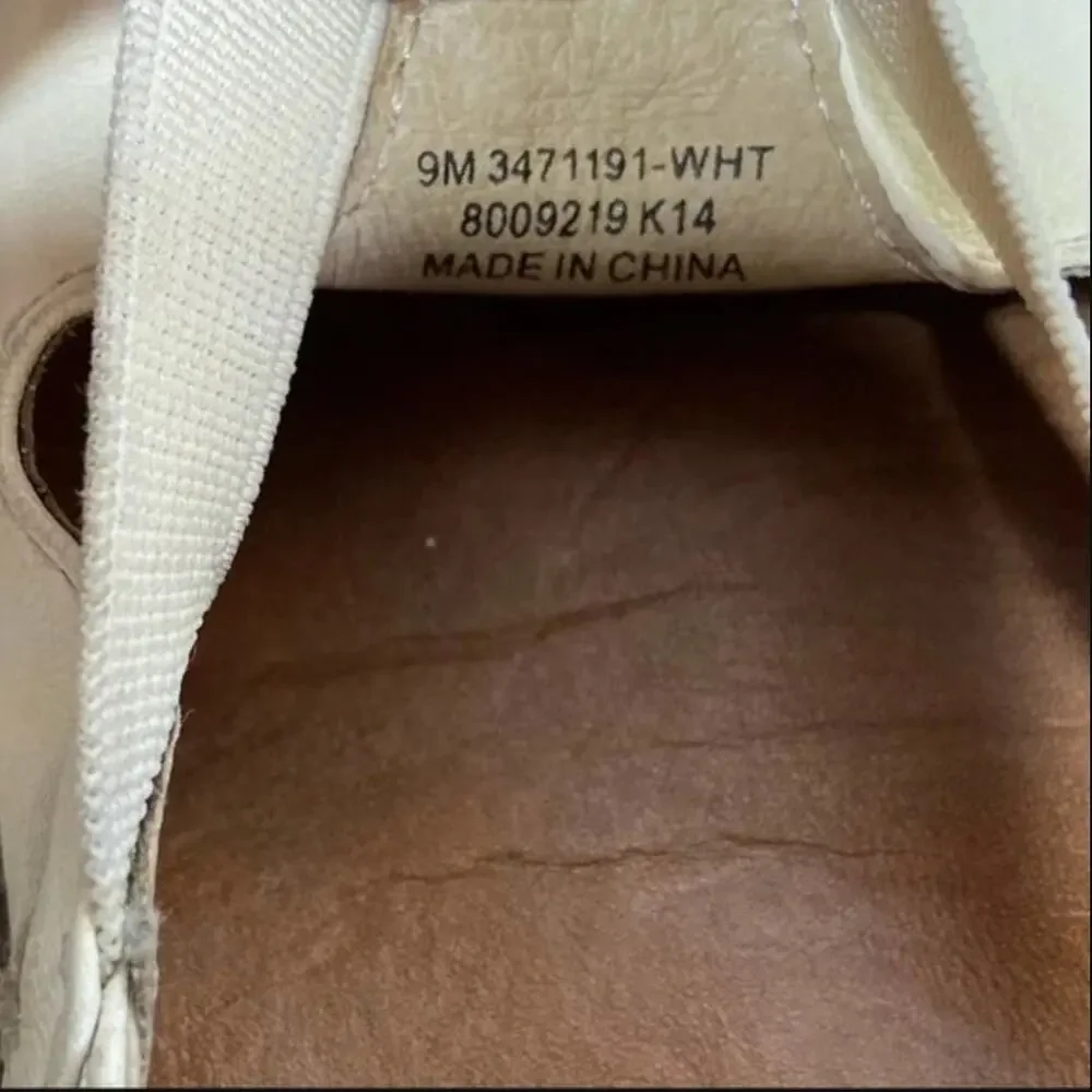 Frye Melanie Slip On Flats 100% Leather Italian Burnished Vintage Cream 9